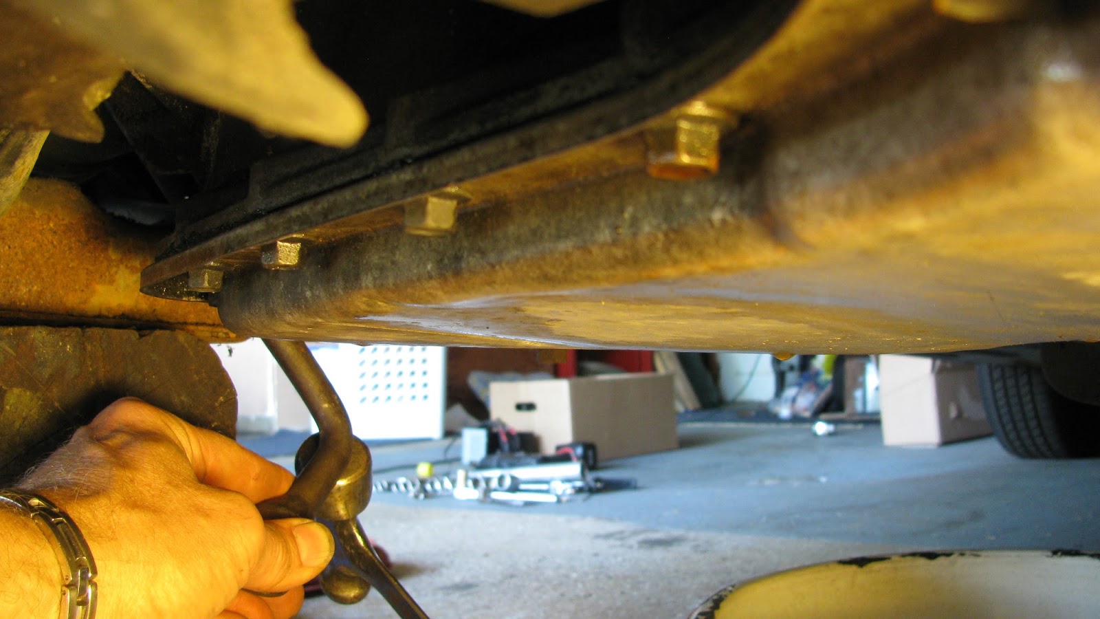 The Original Mechanic How to replace the right CV axle on a GM 1997