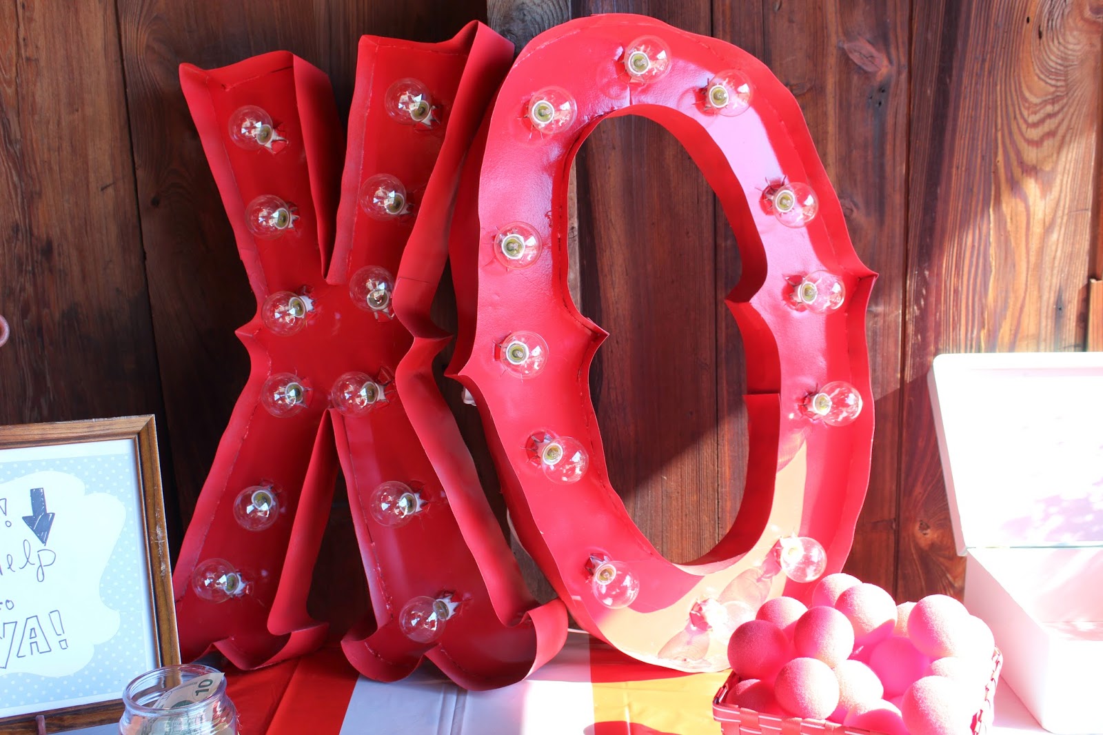 Vintage Circus Carnival Wedding on a Budget