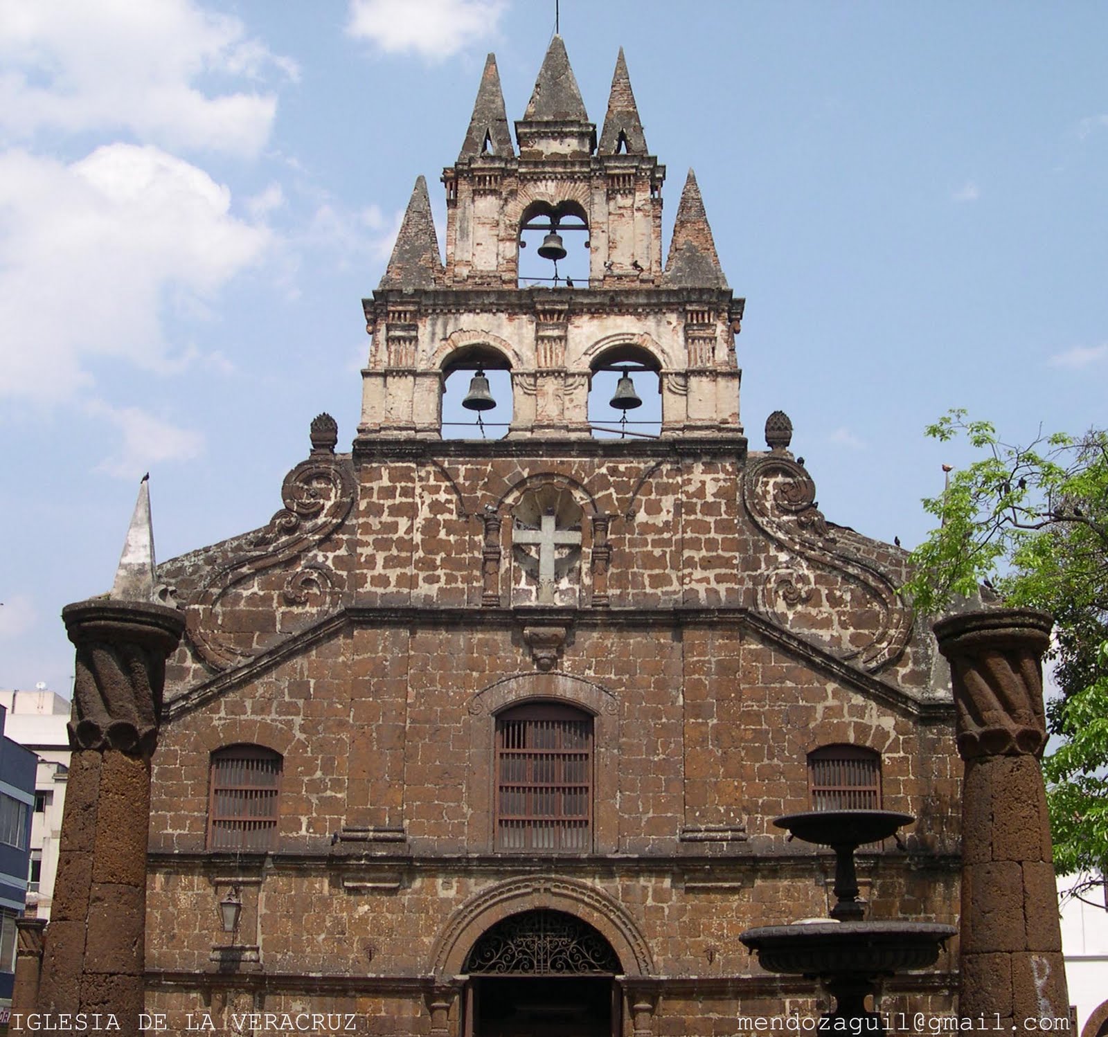 Medellín, ciudad de cambios Iglesia de la Veracruz