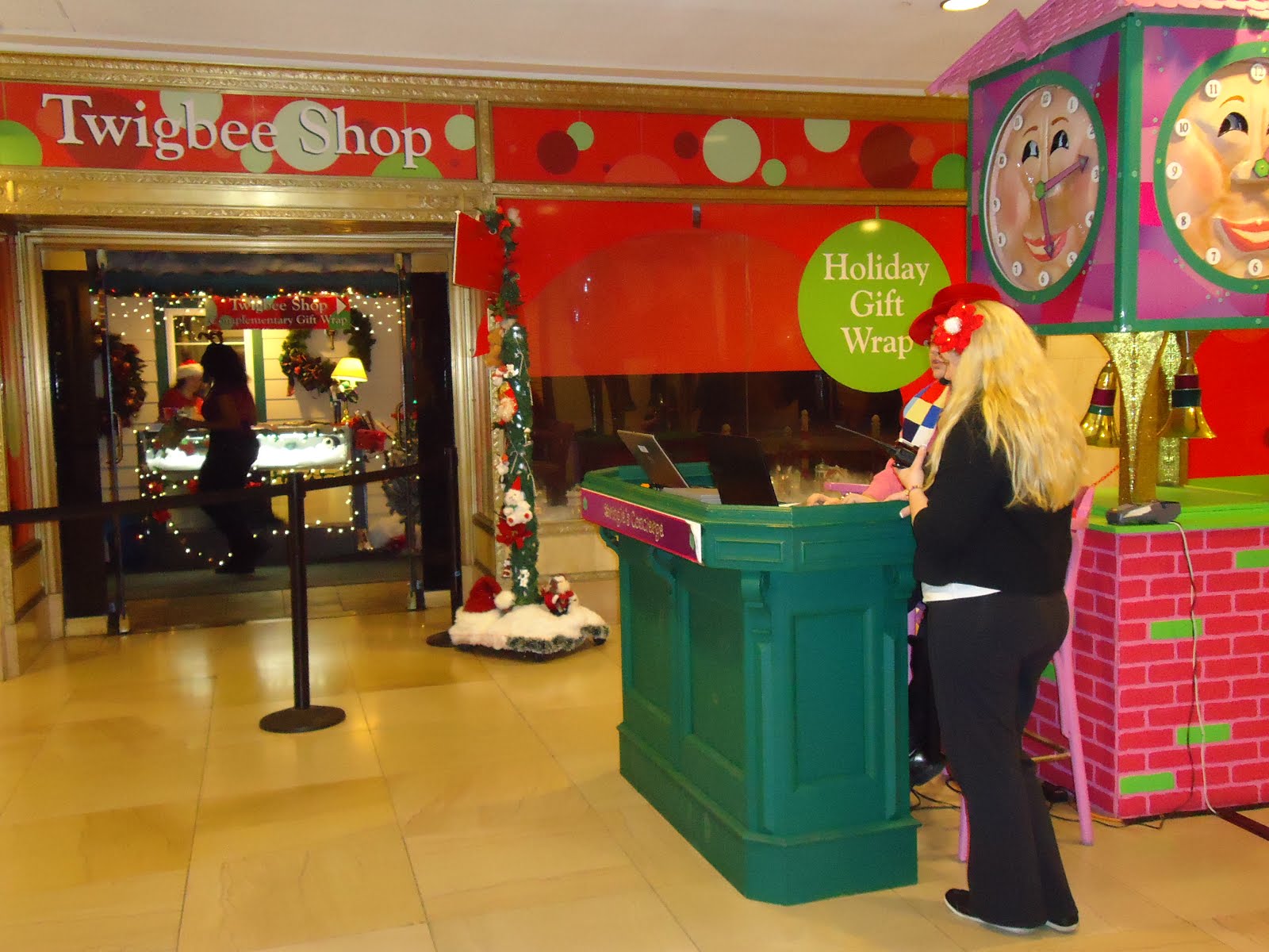 RIGHT WHERE WE BELONG: Downtown Cleveland At Christmas is Amazing!