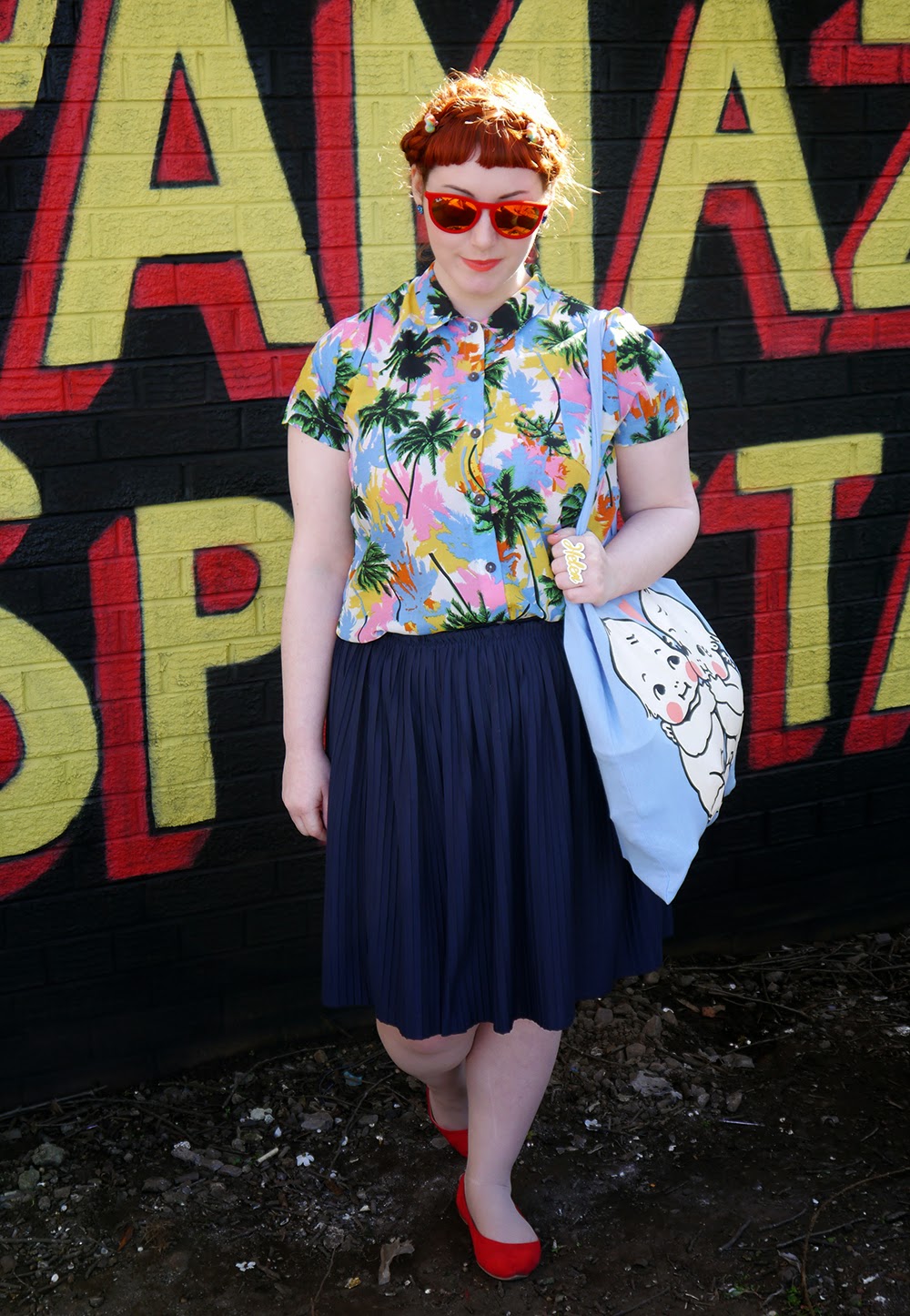 Summer Style Scottish Blogger, Red Head, Ginger, Styled by Helen, Dundee, Amazing Spectacles, Graffiti, Tropical shirt, Luna on the Moon, Hair Slides, pom pom, Sun Glasses Shop, velvet sunglasses, rayban, Ray-Ban, Cheap Frills heart earrings, bright outfit, summer outfit, summer style, Abandon Ship, Kewpie tote bag, Rock Cakes brooch