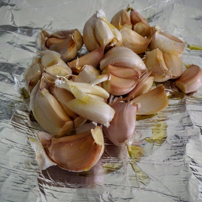 How to Roast Garlic:  A simple tutorial on how to roast garlic.