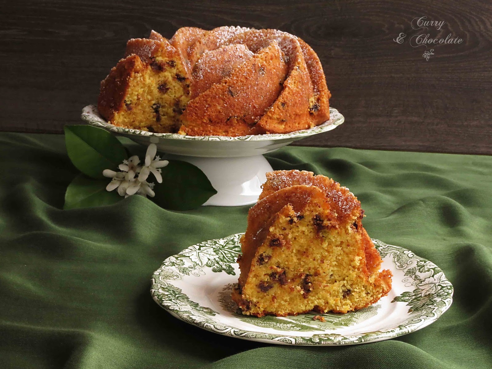 Bizcocho de mandarinas frescas y pepitas de chocolate XL - Fresh Tangerine Budnt Cake with chocolate chips Bizcocho de mandarinas frescas y pepitas de chocolate XL - Fresh Tangerine Budnt Cake with chocolate chips