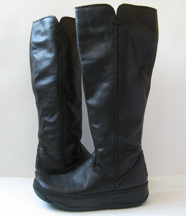 TALL BLACK LEATHER RIDING BOOTS WOMENS SIZE 9 FITFLOP