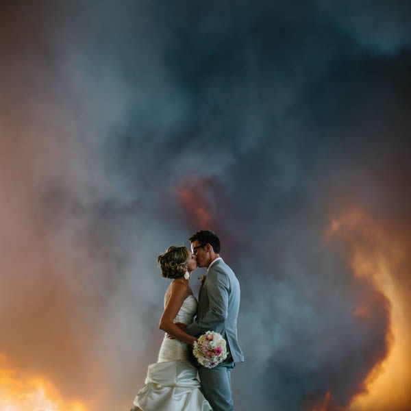9 Foto Pre Wedding Di Lokasi Paling Ekstrim, Serius Bikin Lemes!