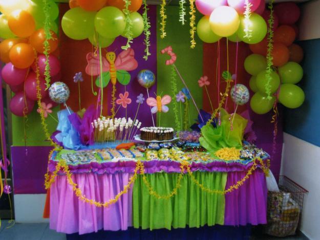 Ramo de flores con globos. Manualidad de globoflexia para niños Ramo de flores con globos. Manualidad de globoflexia para niños