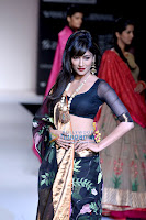 Chitrangda, Singh, sizzling, walks, at, Lakme, Fashion, Week, 2013, 