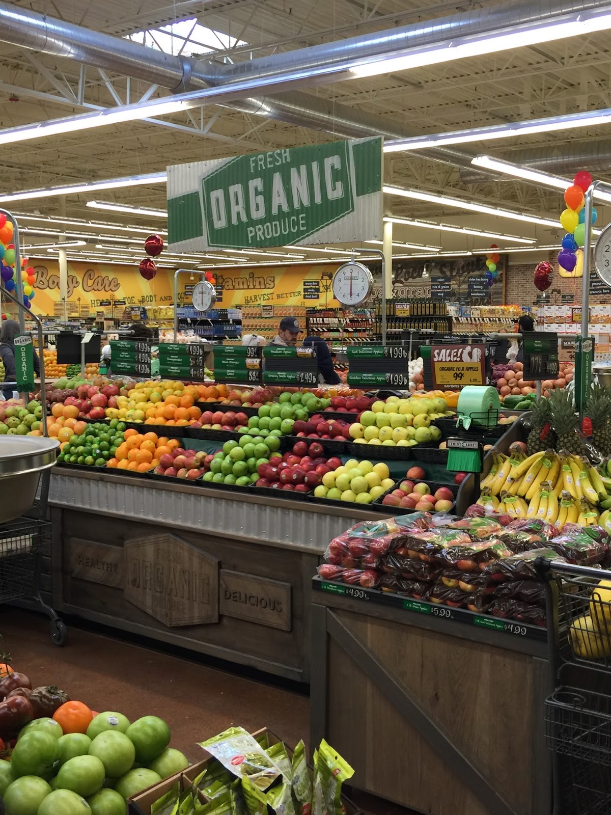 Fresh Thyme Stores Hit St. Louis Area Grand Opening Tour