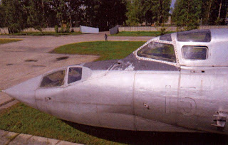 Инструктор на самолете Ту-128УТ размещался в передней кабине