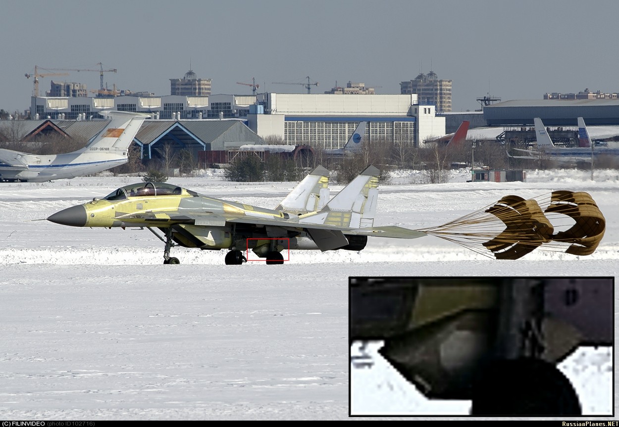MiG Espera que el Ministerio de Defensa de Rusia Encargue el MiG-35 Mig-29m2+pod
