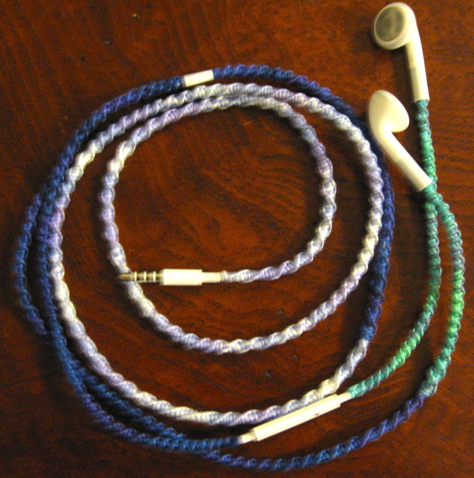 Kool or Katastrophy? D.I.Y. Earbud/Headphone Wrap