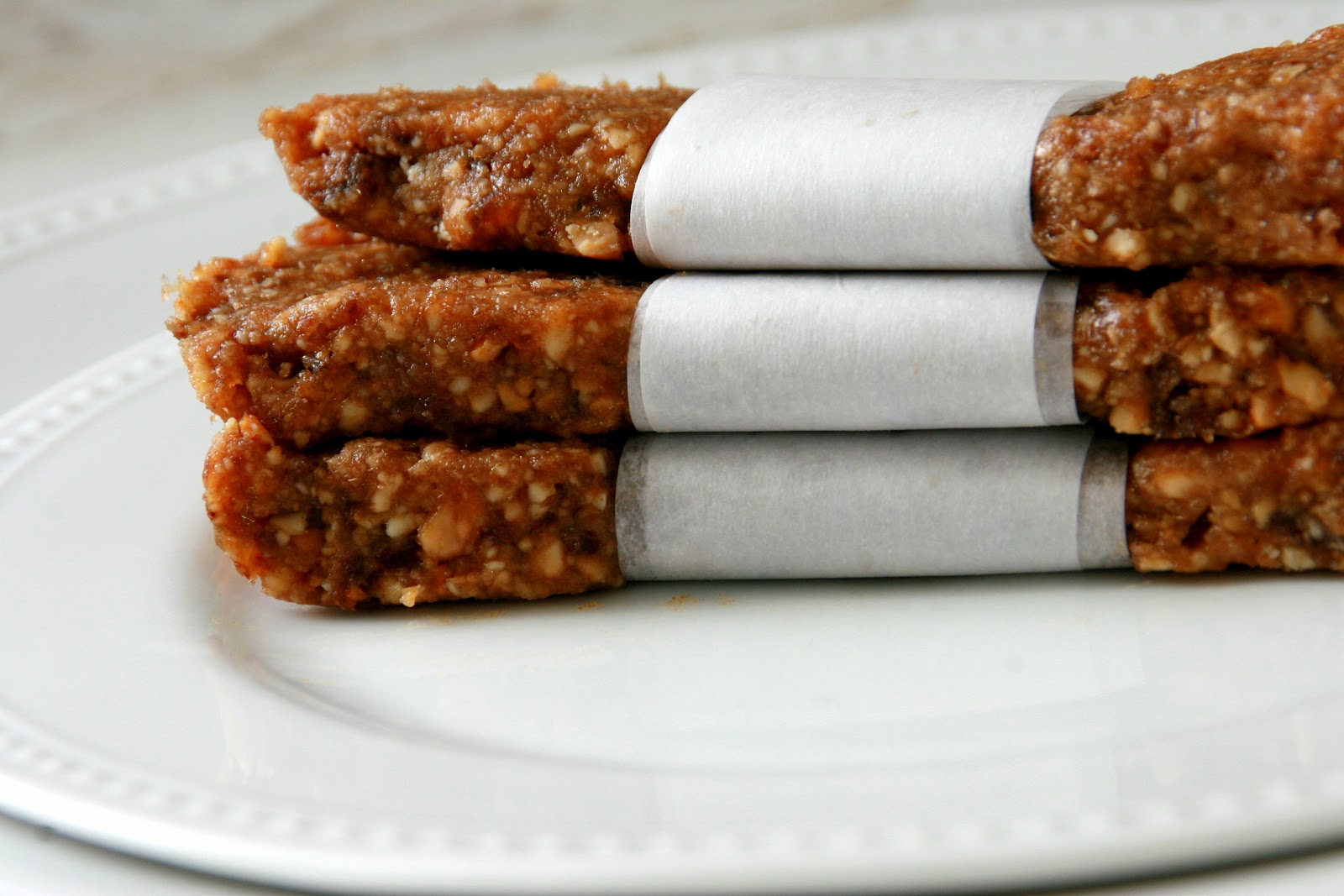 Cooking with Chopin, Living with Elmo Homemade Cashew Cookie Larabars