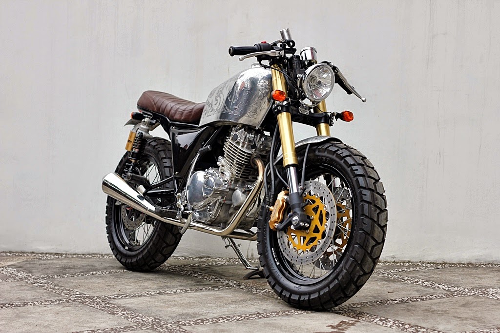 Racing Cafe Suzuki Gsx 250 The Metal Scorpion By Studio Motor