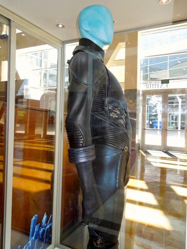 Hollywood Movie Costumes and Props Jamie Foxx's Electro movie costume