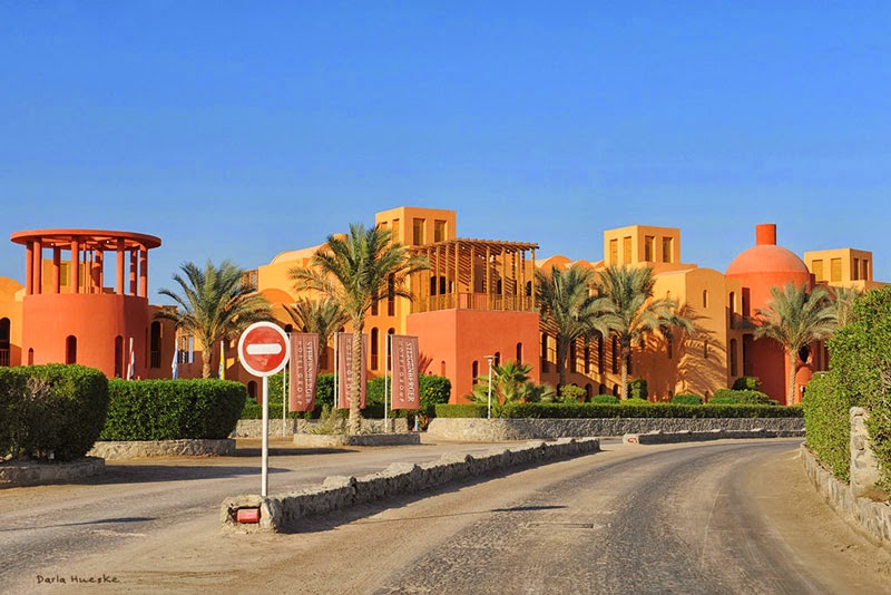 Entrance to the Steigenberger Golf Resort in El Gouna
