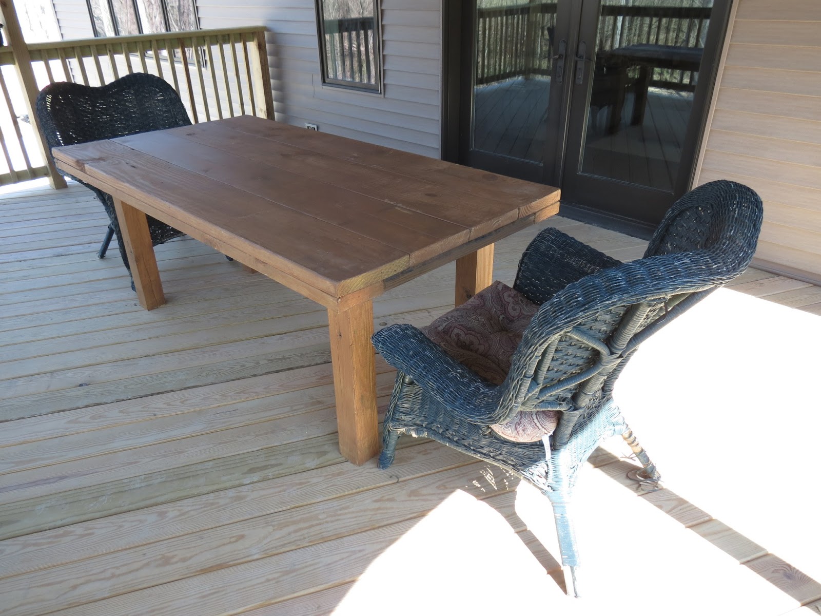 Let's Just Build a House! Simple DIY Patio Table reveal