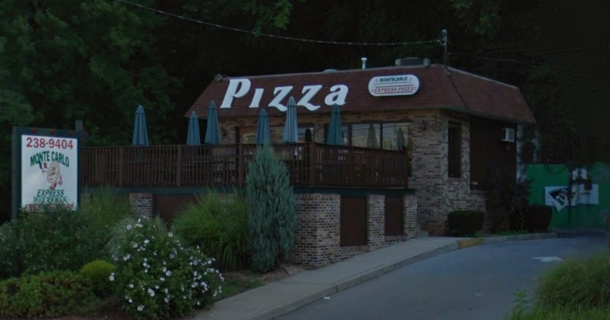 Used to Be a Pizza Hut Monte Carlo Pizza in Harrisburg, PA DID NOT