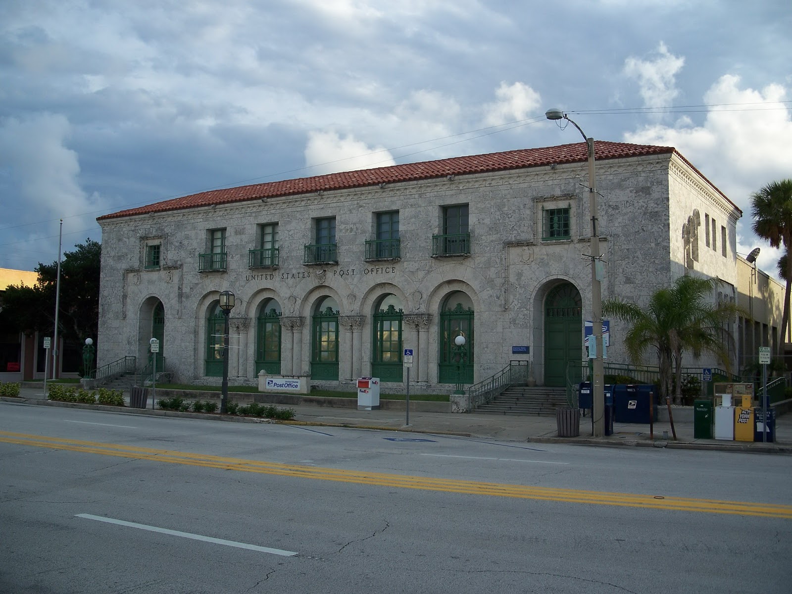 MLD Architects, Inc. USPS Downtown Station Reroof, Daytona Beach