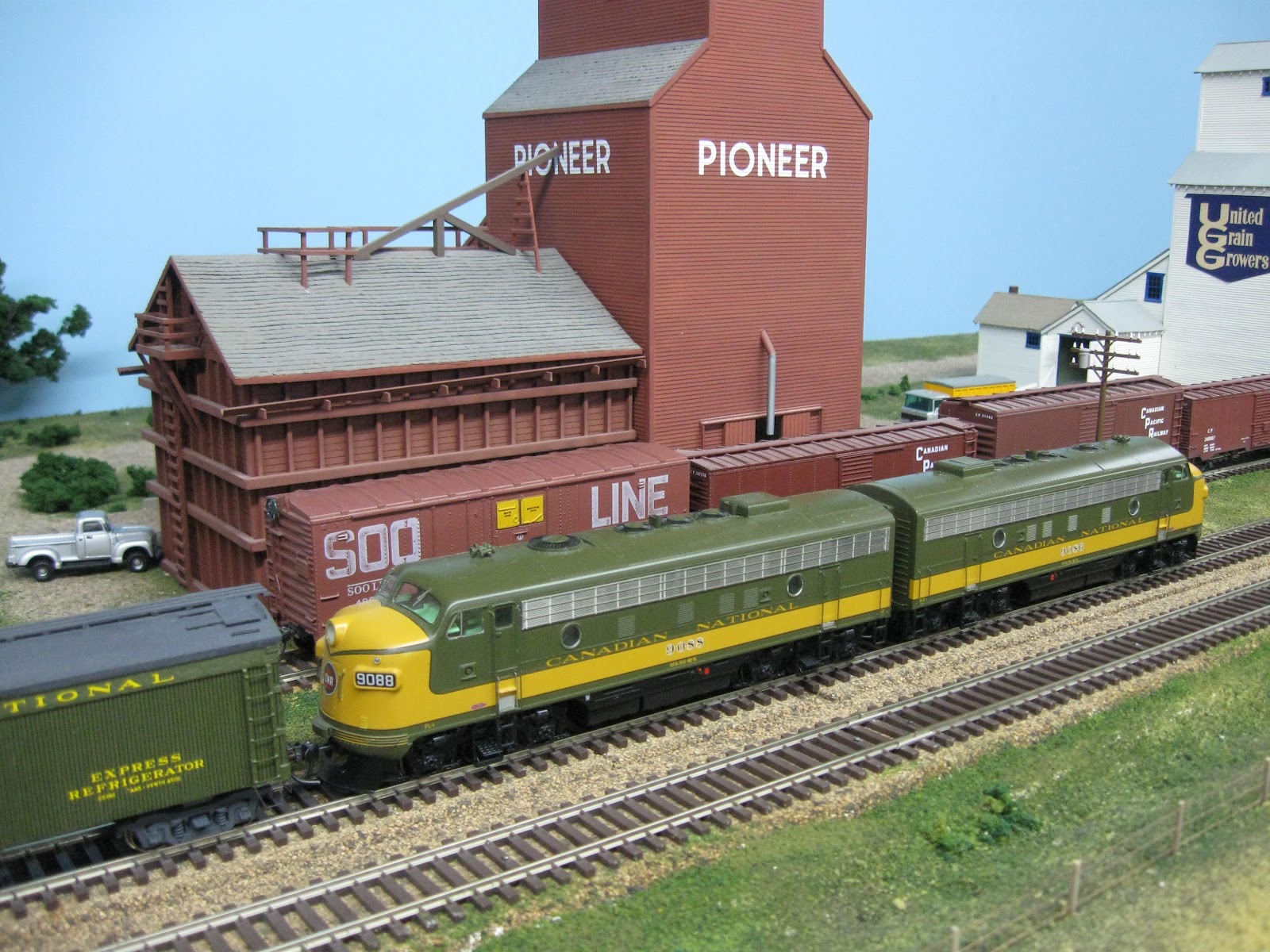 CP Rail Manitoba & Minnesota Subdivision Of Lone Wolves and a Great