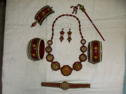 Wooden Jeweler Set