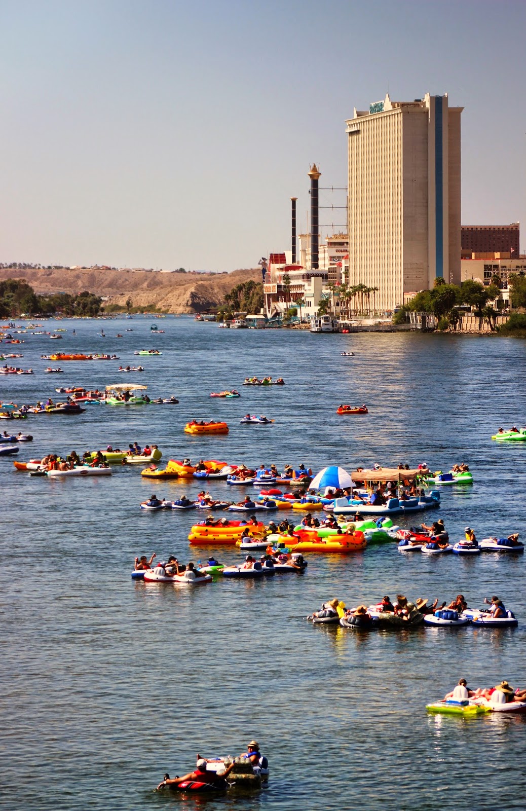 Laughlin Buzz River Regatta 2014 Float Photos Part1