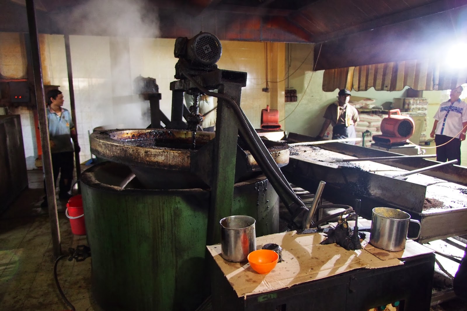 A Spoonful of Soul Kluang Coffee Powder Factory From Coffee Beans to