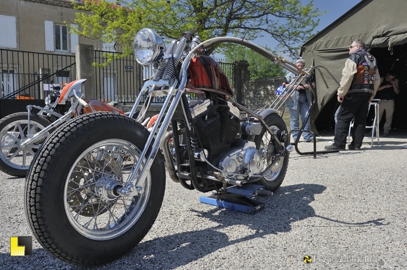création de moto mécatech kustom photo blachier pascal