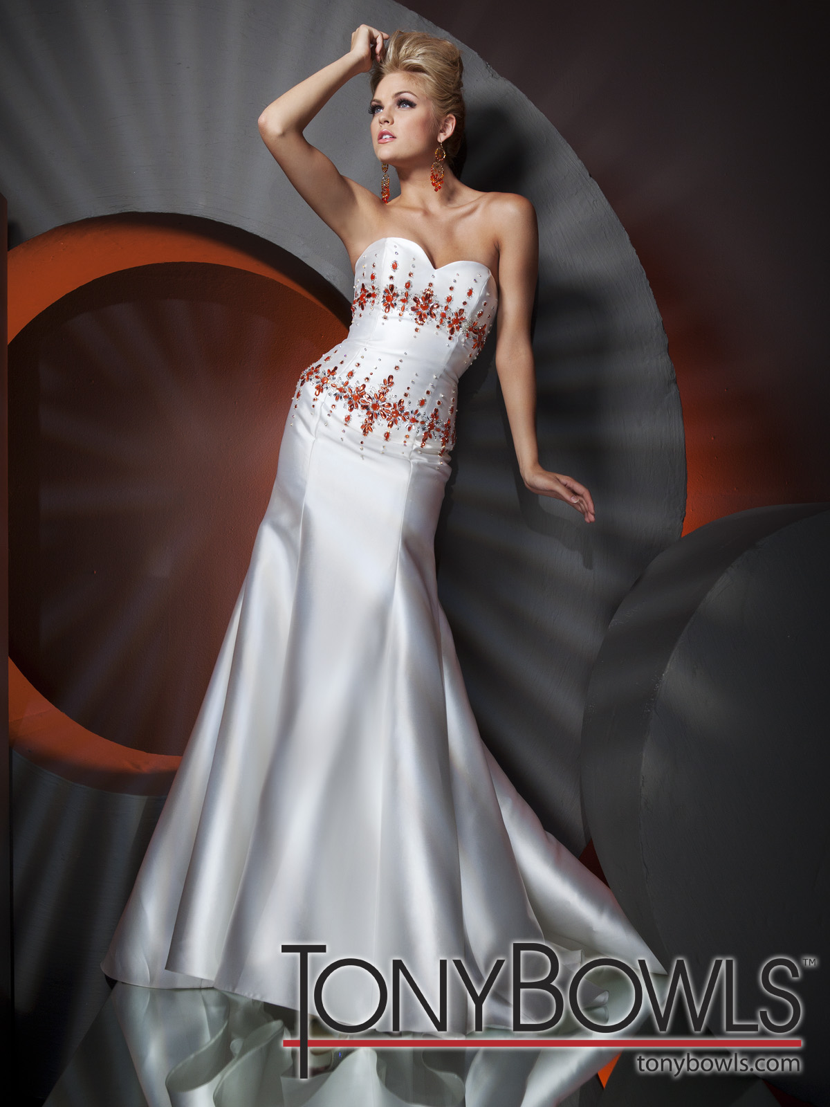 http://4.bp.blogspot.com/-o8clbiQGPKk/T6YxlhvkyxI/AAAAAAAAA3o/I328s0rW7Hk/s1600/Strapless+red+carpet+2012.jpg