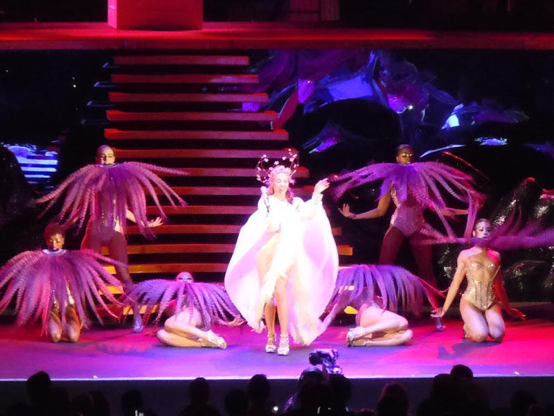 Kylie Hollywood Bowl 2011 feather dance