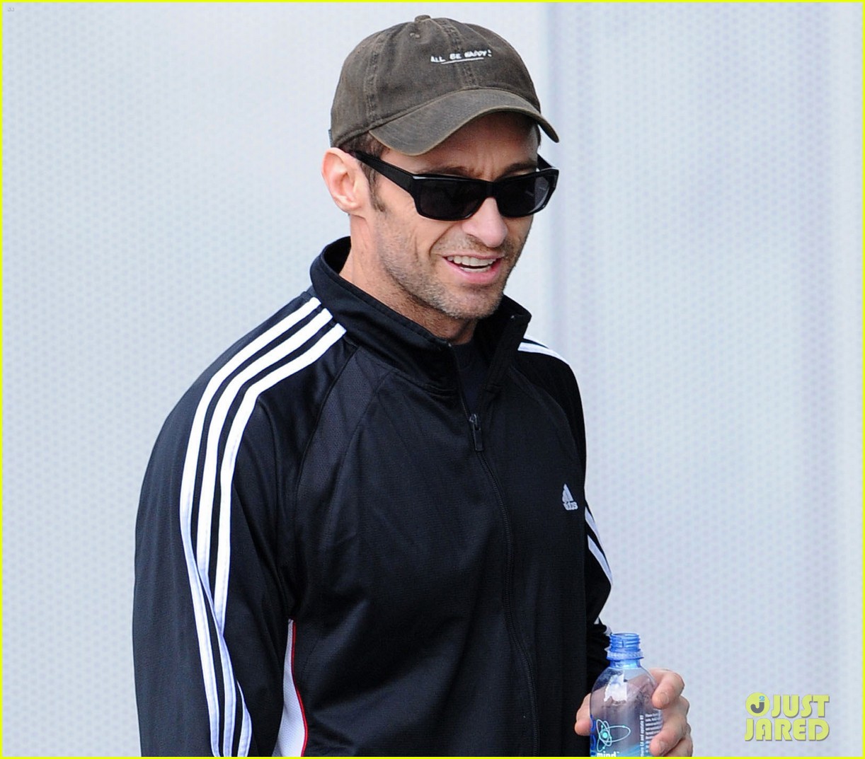 http://4.bp.blogspot.com/-o9UVoW42mZU/TsL0bJKSJ1I/AAAAAAAAFJ0/WoT7Z20SiEE/s1600/hugh-jackman-gym-time-03.jpg