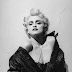 Madonna em preto e branco