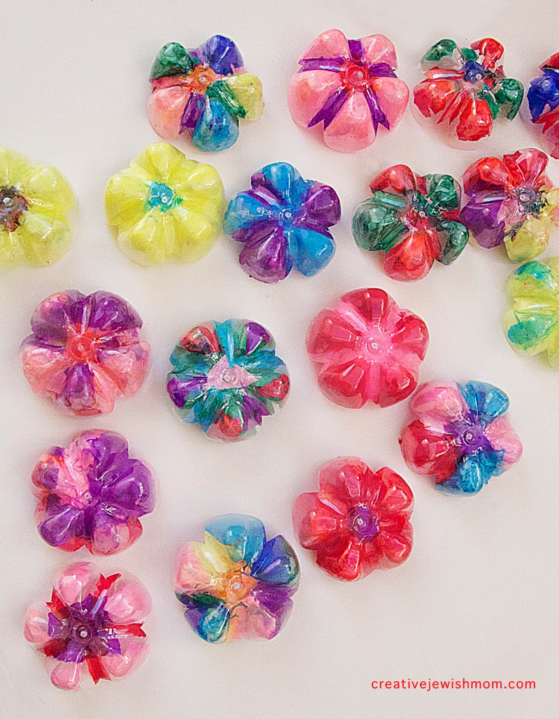 How to Recycle Soda Plastic Bottle Bottom Crafts