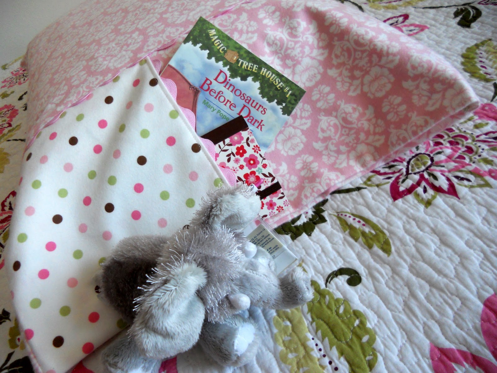 Just Another Hang Up Pocket Pillowcase Pattern & Tutorial...