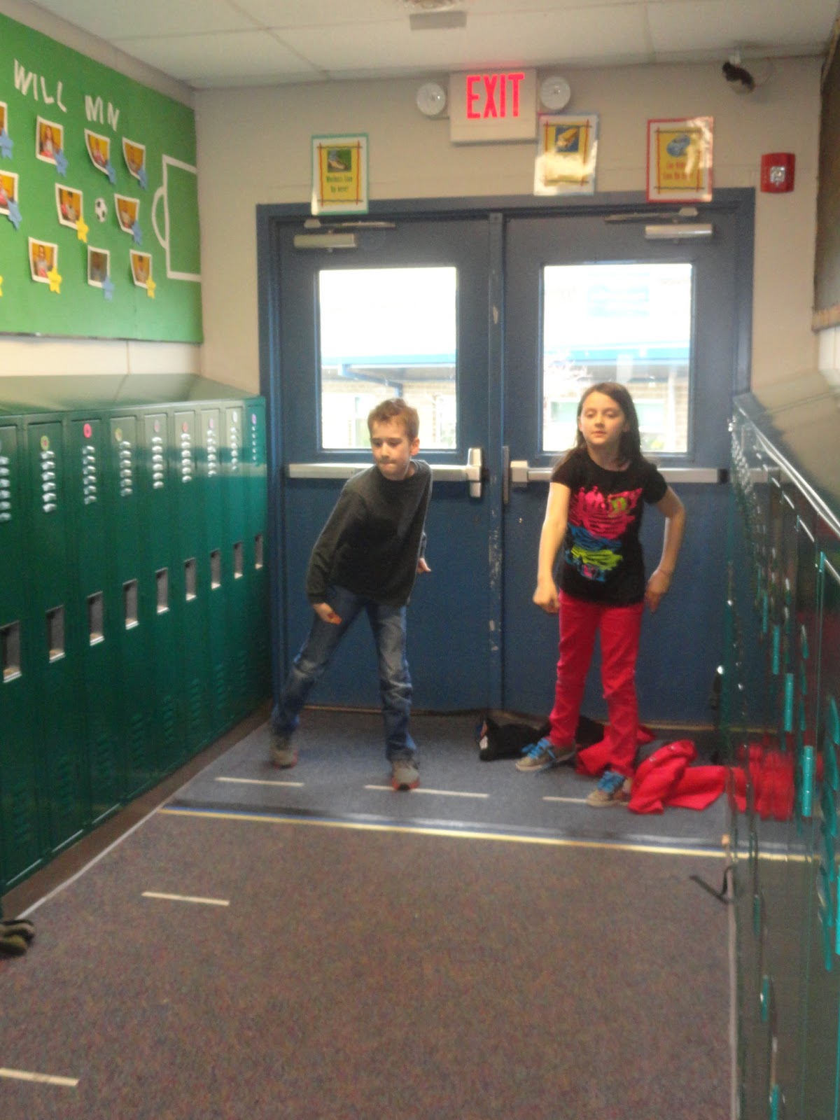 Adventures in Third Grade: Paper Airplane - The Experiment