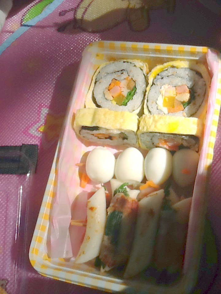 An American in Korea Korean Picnic foods & style