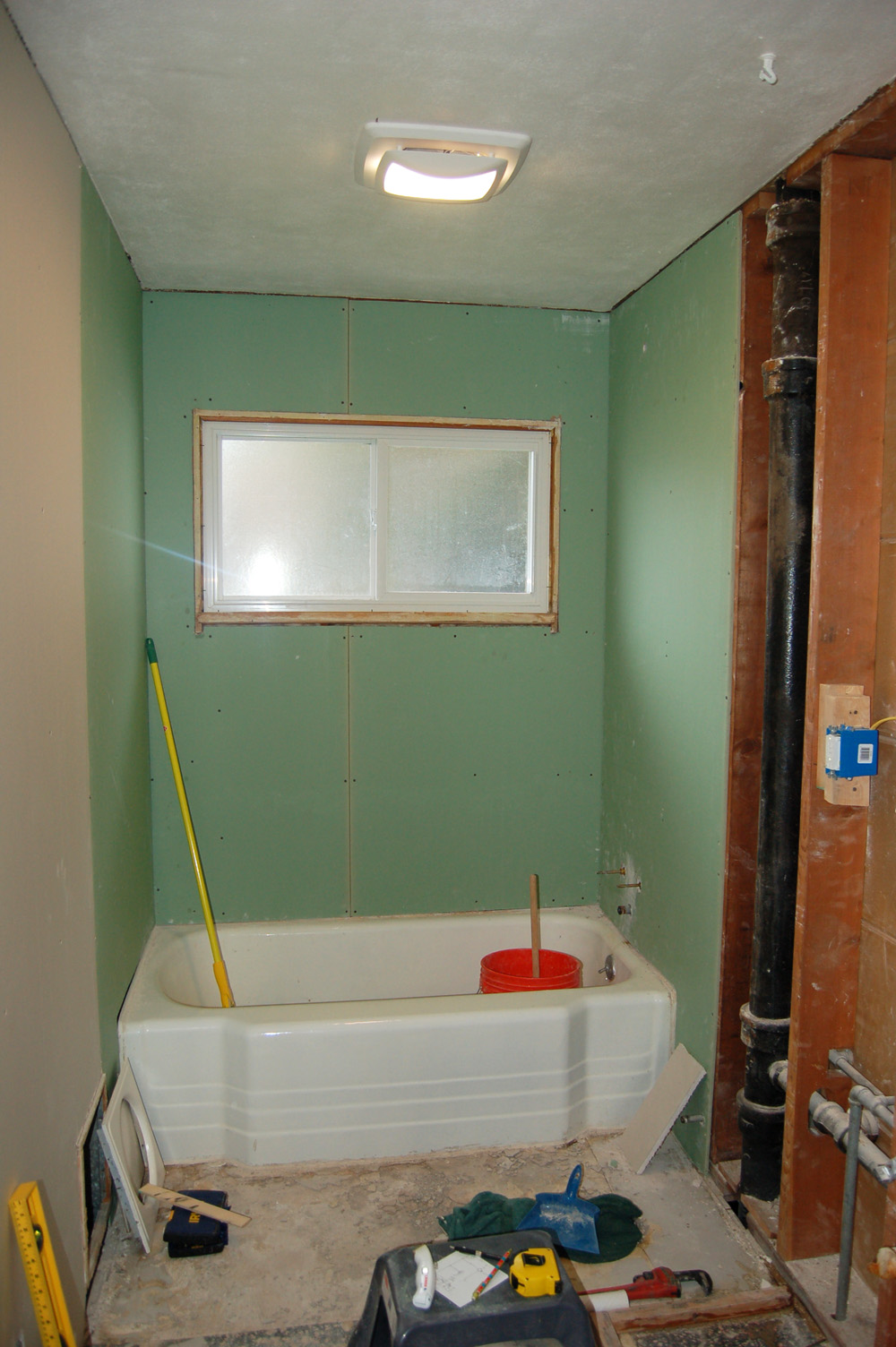 How do you install green sheetrock?