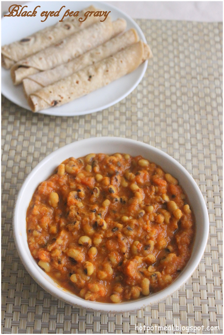 Hot pot cooking Black eyed pea gravy