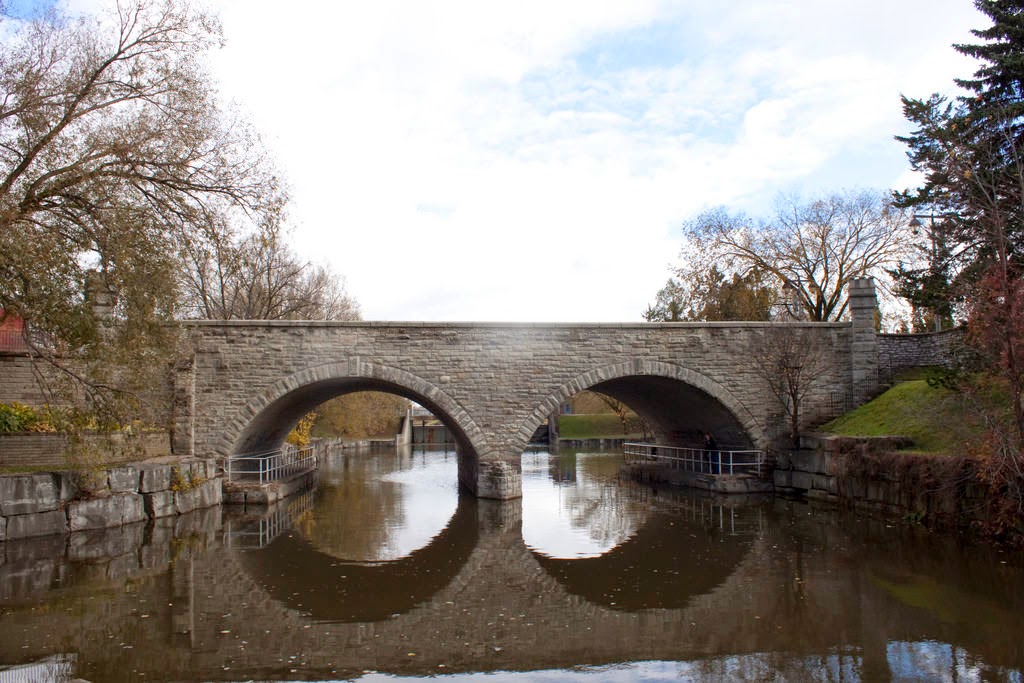 BuzzCanada Top 10 Small Cities In Canada