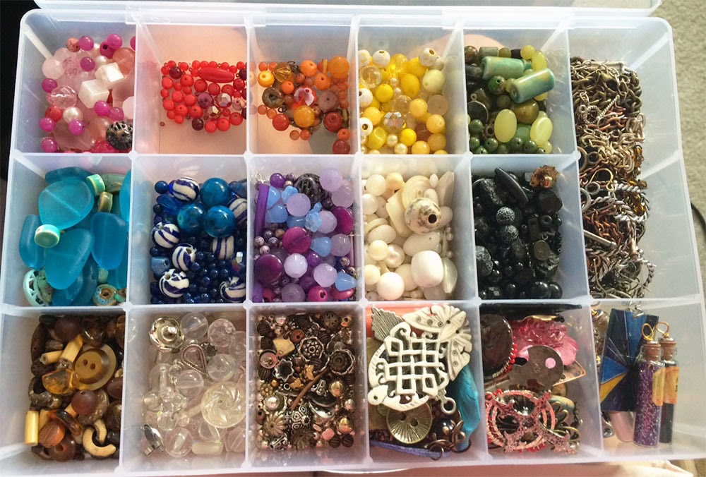 Packing beads for travel/vacation (my method)