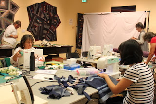 Split Log Cabin Class at the San Jose Quilt Museum