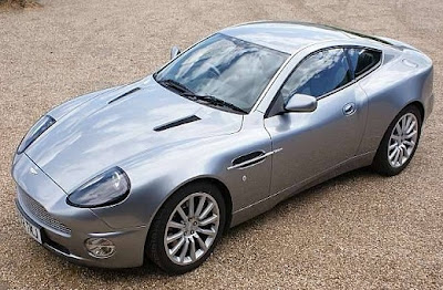 Aston Martin Vanquish Silver