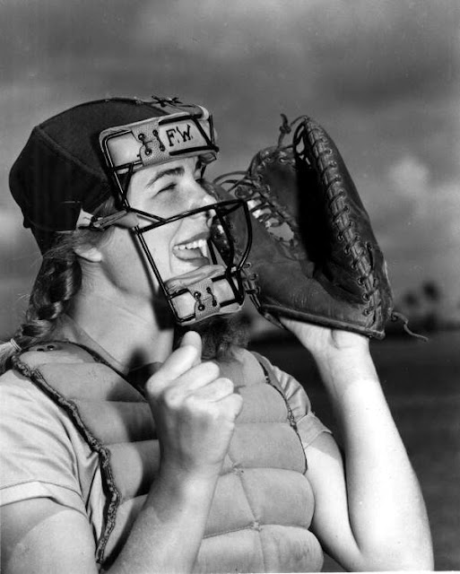 Old Photos of AllAmerican Girls Professional Baseball League vintage
