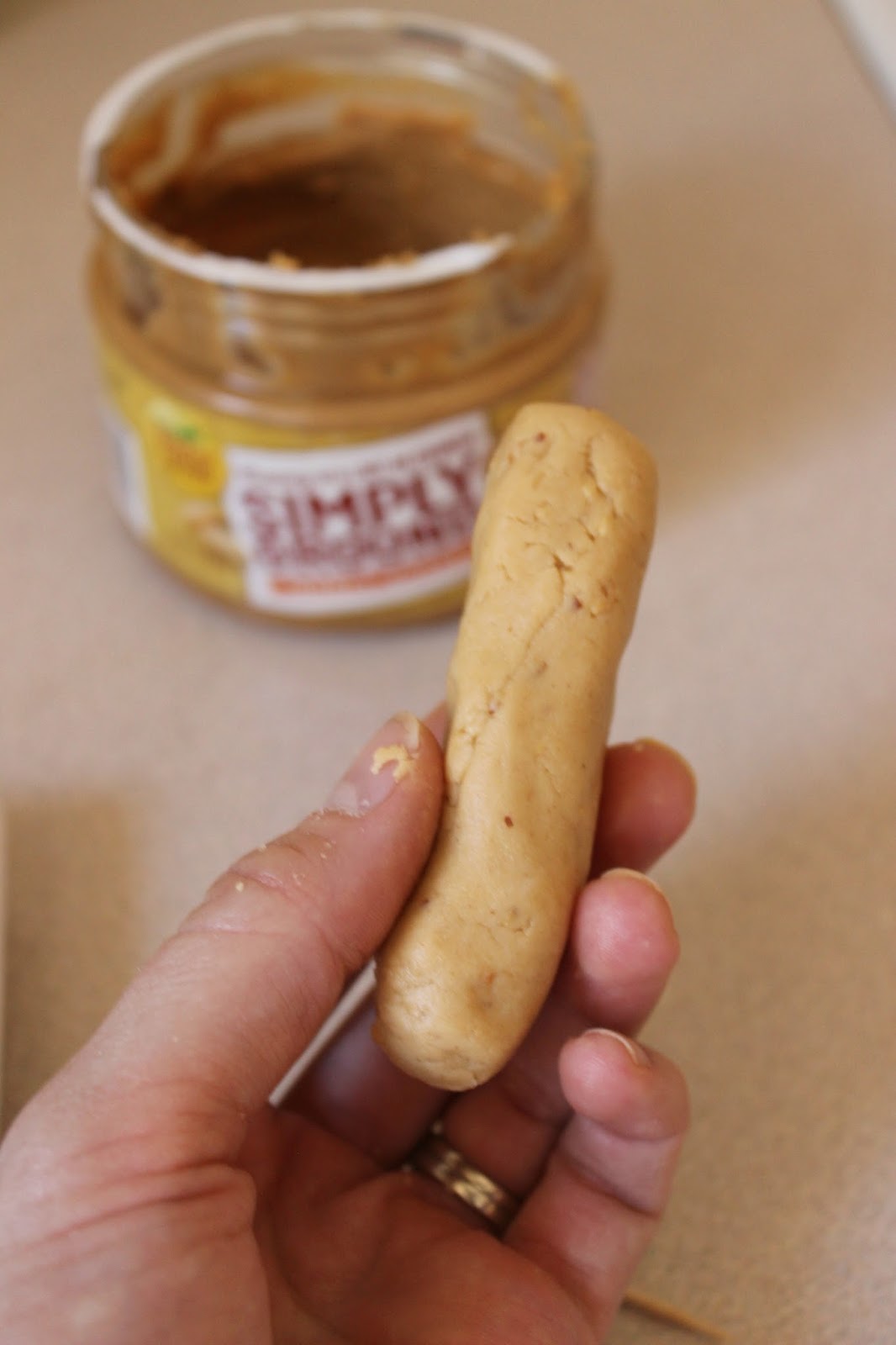 Halloween Peanut Butter Fingers I Dig Pinterest