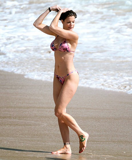 Stephanie Seymour The 45-year-old former Victoria's Secret model froli...