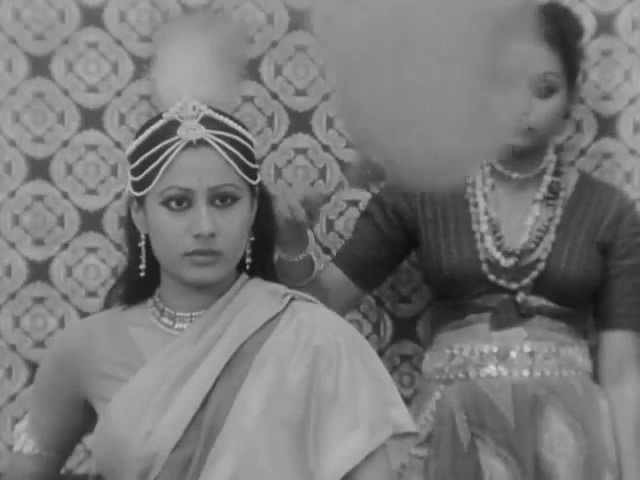 Screen Shot Of Hindi Movie Charandas Chor (1975) Download And Watch Online Free at worldfree4u.com