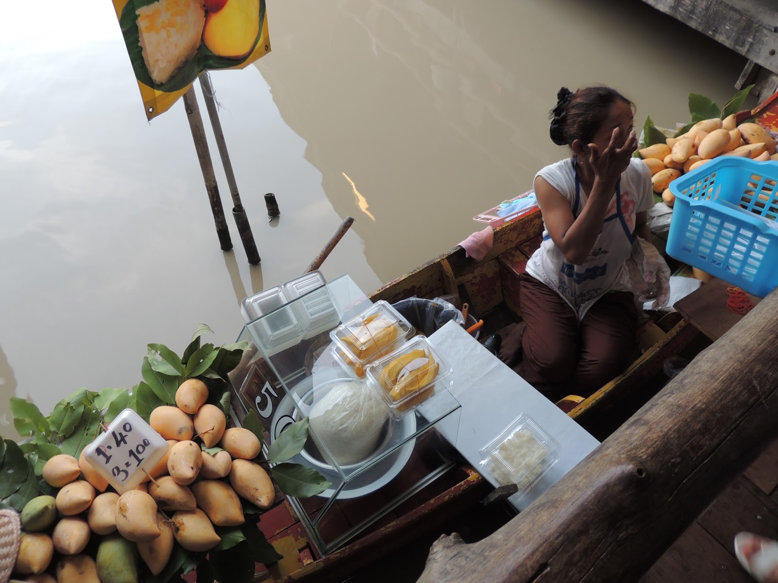 Thai food dish descriptions image