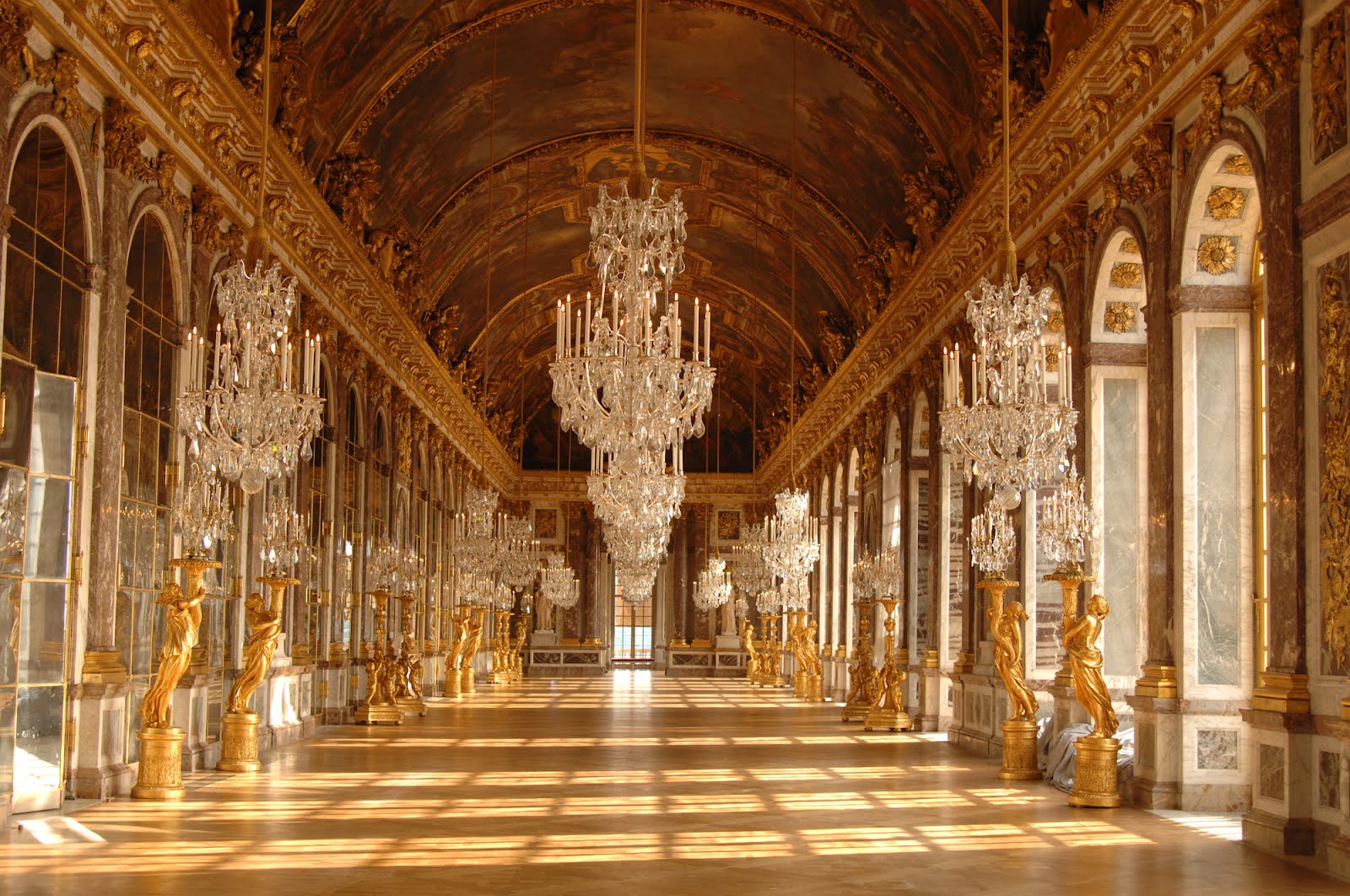http://4.bp.blogspot.com/-oH75AG9t5hc/T_Bd1bWwVeI/AAAAAAAAGvc/zAMe7TWK3GU/s1600/salle%2Bdes%2Bglaces%2Bversailles.jpg