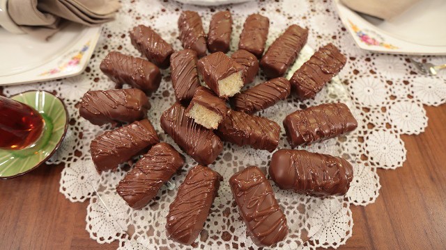 çikolatalı kokoşlar çay saati ikramları