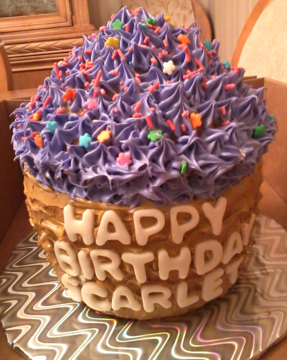 GIANT CUPCAKE CAKE! BAKERY CREATIONS BY JESSICA