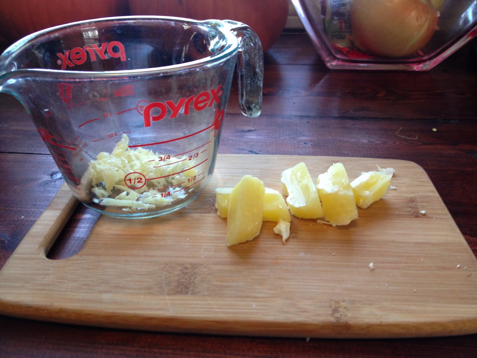 The Modern DIY Life DIY Beeswax Wood Polish and Sealant